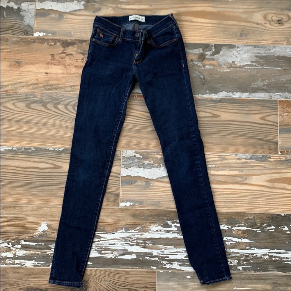 Abercrombie girls jeans